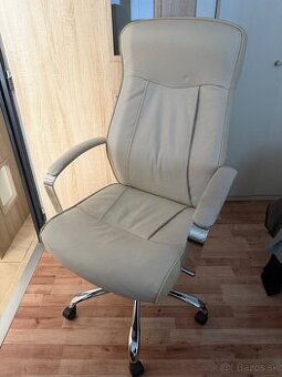 Kancelárska stolička