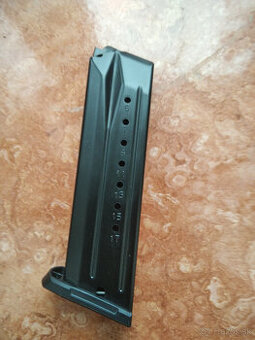 Zásobník Ruger security 9