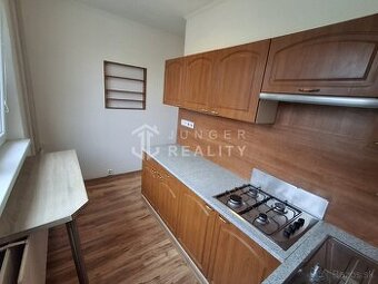 Znížená cena - Na predaj 3-izbový byt v Rožňave, sídl. JUH