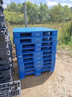 Predam plastove palety