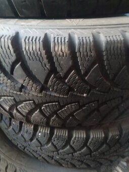 Predám pneu 195/65r15