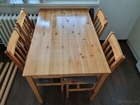 Jedálenský Stôl TYLSTRUP + 4 stoličky