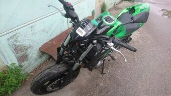 Na ND Kawasaki EN 650.