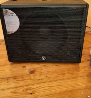 MAXX 15A SUB