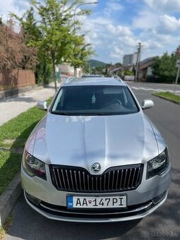Škoda Superb 2015 125kw