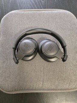 JBL 760NC