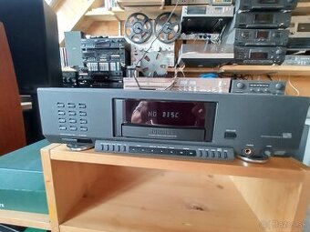 Philips  CD 930