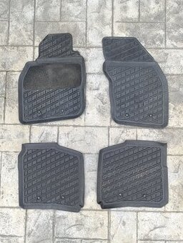 Gumove interierove koberce original volvo V40