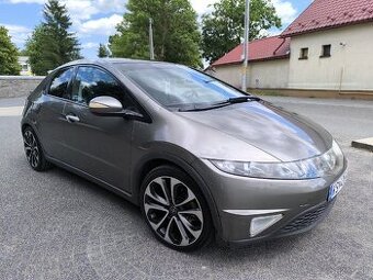 Honda Civic 8g 1.8 Vtec