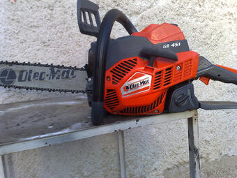 Oleo mac 451 - 1