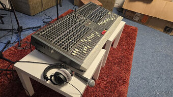 Mixpult Soundcraft Spirit LX7