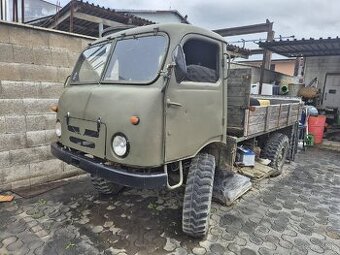 Tatra 805