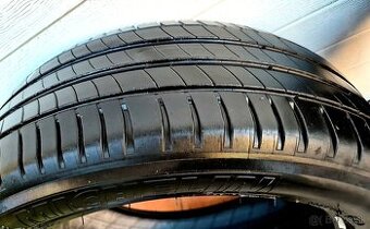 Michelin Primacy 3 215/55/R17