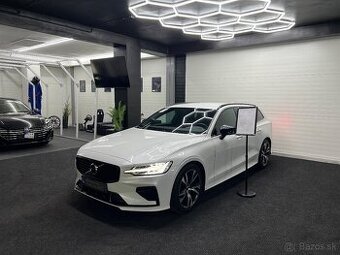 Volvo V60 2022 2.0T 145kw MHEV R-DESIGN 1.majiteľ