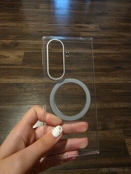 Priehladny originalny magsafe kryt na Z fold 7