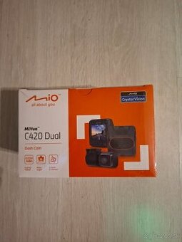 Predám kameru do auta.