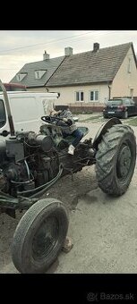 Ford 9n traktor