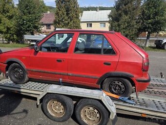 Škoda Felicia 1.3mpi bez ŠPZ odhlasene