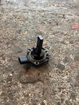 Snimač hladiny oleja 1.9TDI