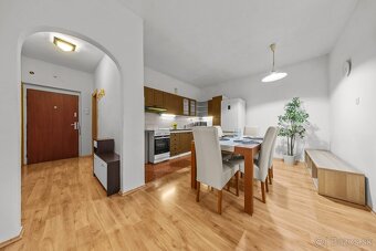 PRIESTRANNÝ 2-IZB BYT V UZAVRETOM AREÁLI, MIEROVÁ KOLÓNIA, N - 1