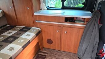 Ford Tourneo Custom obytná verzia pre dvoch, resp 8 miest