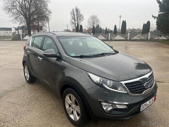 Kia Sportage 1.6 benzin dream edition r.v 2013 top stav