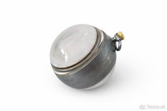 Zajímavé a vzácné staré švýcarské hodinky (těžítko) OMEGA