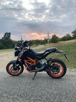 KTM Duke 390