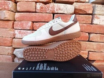 Tenisky Nike Field General, velikost 42,5