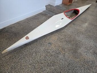 laminátové KANOE čln