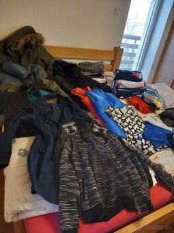 Veľký balík dámskeho oblečenia veľkosť S-M-L