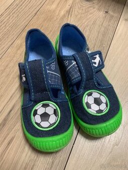 Chlapčenské plátenky (prezuvky) veľ. 29