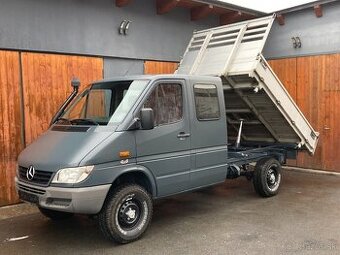 MERCEDES SPRINTER 4x4 2,2CDi DOUBLE CABINE 6míst 3str sklápě