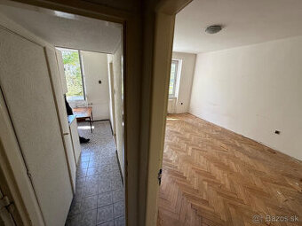 Predám 1-izbový byt v tichej lokalite Košice – Šaca ,31m2