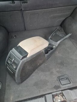 Predám opierku Škoda Octavia 2