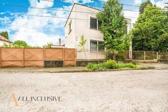 ALL INCLUSIVE | NA PREDAJ DVOJGENERAČNÝ RODINNÝ DOM, VEĽKÝ M