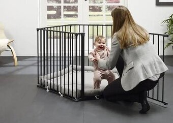 Detská ohrádka Babydan čierna s matracom