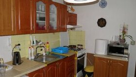 3-iz. byt Hliny, 58 m2, rekonštrukcia.