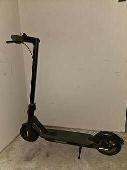 Elektrická kolobežka Xiaomi Mi Scooter 2