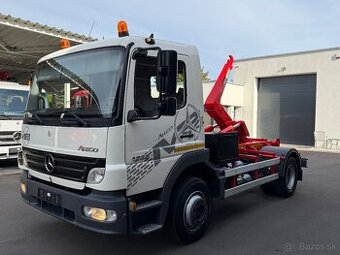 MERCEDES-BENZ ATEGO 1222 HÁKOVÝ NOSIČ KONTAJNEROV