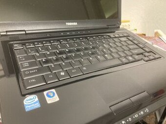 Toshiba Satellite l305-s5875 - lacno