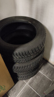 Predám 4ks zánovné zimné pneumatiky