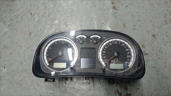 Vw golf 4 bora sportchrome budiky benzin