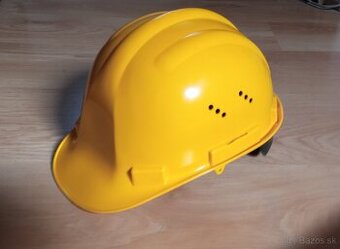 Bezpečnostná prilba