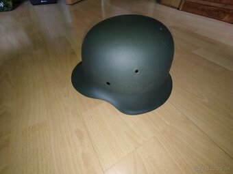 Nemecka helma M42 veľkosť 64