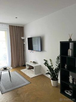 Prenájom kompletne zariadený 2-izbový byt (48 m²) na ulici T