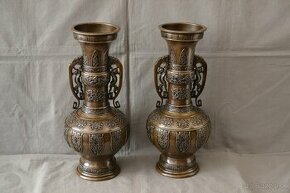 Bronzové vázy