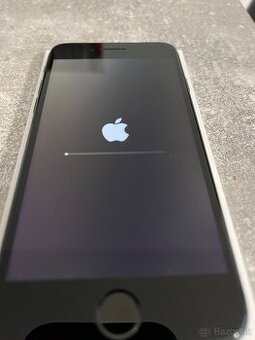 Apple iPhone SE 2020 64 gb