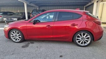 Mazda3 typ BM rok 2015 2.0i skyactive hatchback