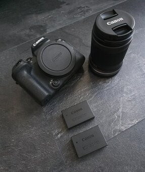 CANON EOS R10 + RF-S 18-150mm